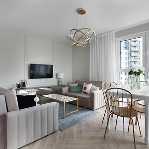 https://elite-apartments-marine-cztery-oceany.sopothotels.com