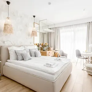  Aparthotel Chmielna 10 - Kompleks Deo - Old Town By Rent Like